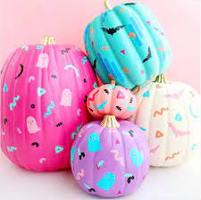 From cool diy to amazing craft ideas, make your pumpkin pop with these awesome new halloween pumpkin decorating ideas. 26 Best Pumpkin Painting Ideas 2020 Easy Designs For Cute Halloween Pumpkins