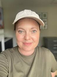 Wishing ladies a great day