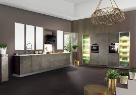 Auch wenn viele merkmale immer wieder auftauchen, unterscheidet man beim landhausstil unter anderem zwischen den stilrichtungen amerikanisch, englisch und französisch. Kuchenboden Vor Und Nachteile Von Fliesen Laminat Oder Linoleum Was Ist Besser Kuchenfinder