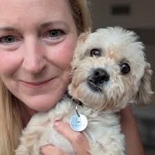 Janel Perry's Instagram, Twitter & Facebook