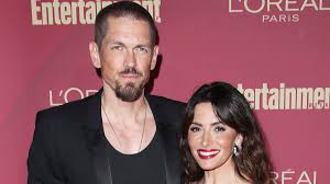 Steve Howey Wife Sarah Shahi Finalize Divorce After Split