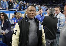 Barry Sanders says he experienced 'health scare' related to his heart | The Blade