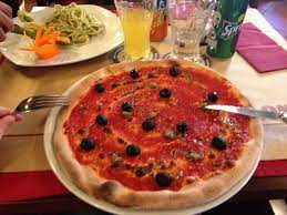 Gino's pizza and spaghetti is a restaurant chain with 40 locations, most of them within the u.s. Gino S Venice Restaurant Happycow