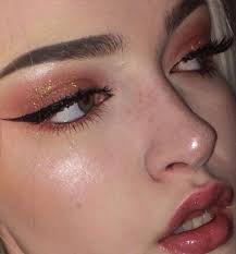 Pin By Y2k Babe On Beauty Cool Halloween Makeup Aesthetic Makeup Makeup Looks
