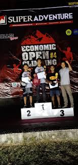 Membuat model dengan adonan tepung. Mahasiswa Sastra Inggris Unimus Sabet Medali Emas Kejuaraan Wall Climbing S1 Sastra Inggris Unimus