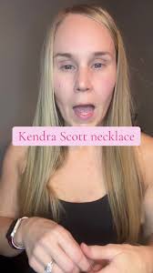 Kendra Scott Advent Becklace Bar