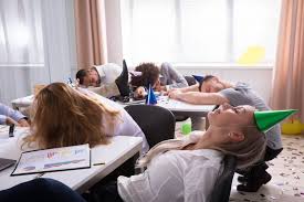 Die arbeit von zu hause job kraft schnell wachsenden, mit einer wachsenden zahl von menschen eine einfach teppich pendeln über den alltag eines büro pendeln wählen. Corona Home Office Ein Paar Regeln Fur Den Erfolg