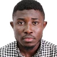 200+ “Desmund” profil