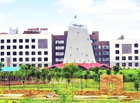 छत्तीसगढ़ | राजिम को नगर पंचायत से नगर पालिका बनाने की अधिसूचना राजपत्र में प्रकाशित कर दी गई है. पंचायत से पालिका बनने से राजिम को न केवल अब ...