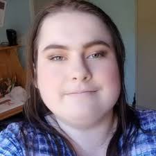 Tracy Devane's Instagram, Twitter & Facebook