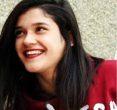 Berfin Özek, yüzüne kezzap atan eski erkek arkadaşı ile evlendi