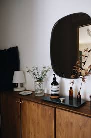 The mirror effect will be applied at the bottom or on the sides. How To Pick The Right Mirror For Your Entryway The Gem Picker