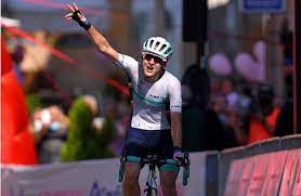 Interview met lizzy van vleuten voor haar rol als fleur in 'onder het hart' van nicole van kilsdonk. News Lizzy Banks Wins Stage In Giro Velouk Net