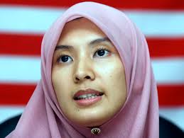 Dato' seri anwar bin ibrahim is a malaysian politician who has served as the leader of the opposition and chairman of pakatan harapan since. Anwar S Pol Sec Says Nurul S Earned Her Right To Speak For Rakyat The Star