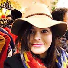 Beatriz Almazan (@bealmazing)