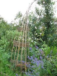 Arche En Osier Et Bambou Amenagement Jardin Arche Jardin Idees Jardin