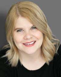 Courtney Dilger's Instagram, Twitter & Facebook