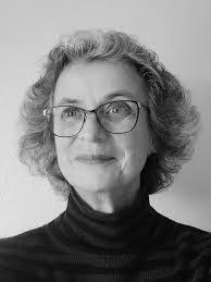 Scarlet Hoffman's Instagram, Twitter & Facebook