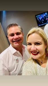 The citizens of Piqua Ohio are second tired of Paul Oberdorfer running the  community into the ground. The only thing that Piqua City Manager, Paul  Dinglefungus, burns more than batteries is money!