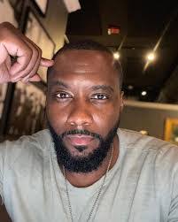 Andre Dorsey's Instagram, Twitter & Facebook