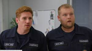 Most lehetőség nyílik arra, hogy szavazatoddal eldöntsd, melyik népszerű széria összes epizódját néznéd meg az rtl most+ felületen. Keresztanyu Mi A Helyzet A Sorozattal Sorozatjunkie