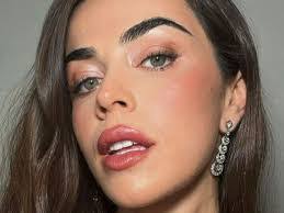 Violeta Valencia's Instagram, Twitter & Facebook