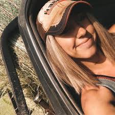 Amber Ackerson's Instagram, Twitter & Facebook