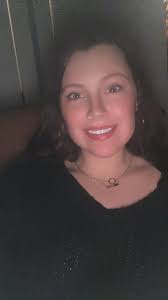 People think im 18-19 Baby im about to be 25 😂🤣😭