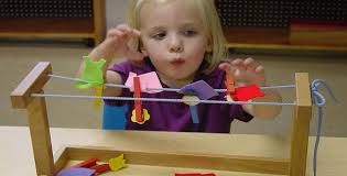 ماذا تعرف عن منهج مونتيسوري التعليمي تعليم جديد