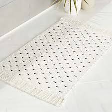 Shop designer bath mats and bath rugs at horchow. Unique Bath Mats Rugs Cb2 Canada