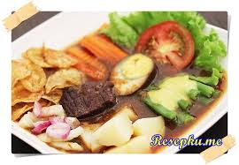 Akhirnya dipilihlah selat galantin, ada daging, telor dan galantin. Resep Selat Solo Sederhana Ala Mbak Lies Resepku Me