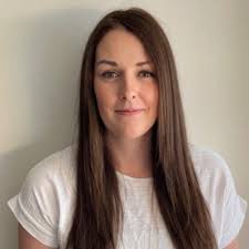 Beth Janzen's Instagram, Twitter & Facebook