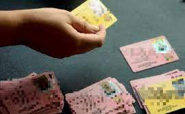 Kerajaan sedia membenarkan pekerja asing yang diberhentikan sebelum ini, untuk mengisi jawatan kosong yang tidak diisi oleh. Pengeluaran I Kad Pekerja Asing Digantung