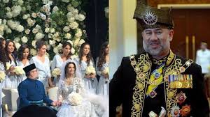 Lima bulan berahsia bekas isteri sultan kelantan tayang wajah anak. Jatuh Cinta Pada Kali Pertama Bertemu Isteri Dedah Cara Romantik Sultan Kelantan Lamar