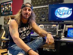 Big Chris Flores - Wikipedia