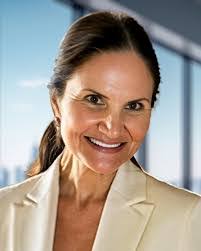 Kelly Schiffer's Instagram, Twitter & Facebook