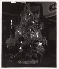 Amazing Vintage Christmas Tree Notice All Of The Angel Hair That Has Been Spun Throughout The Tree Bran Vintage Christmas Tree Christmas Joy Vintage Christmas