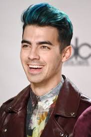 Discover 8 Ace blue and dyed hair ideas