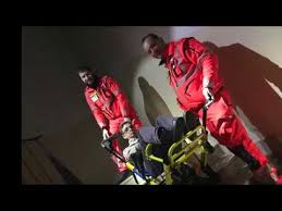 Struttura in lega di alluminio verniciato, consente di rendere la struttura leggera ma robusta per sopportare carichi importanti. Sedia Portantina Motorizzata Youtube