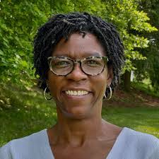 Noel Powers's Instagram, Twitter & Facebook