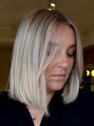 Looking for stylist that can layered hair like Farrah Fawcett hair st pete. 