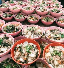 22 mac 2020 · kuala lumpur, malaysia · dengan kekuatan paling minima hari ini, kami berjaya menyediakan 200 bungkus mihun goreng, nasi lemak, hand sanitizer, sabun & air mineral dan telah selamat diagihkan petang tadi. Volunteering With Dapur Jalanan In Kuala Lumpur Keir Alexa