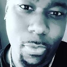 Derrick Staples (@Dstapes23)