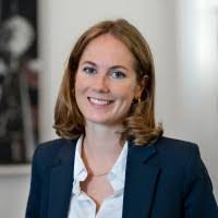 Julie Holzer's Instagram, Twitter & Facebook