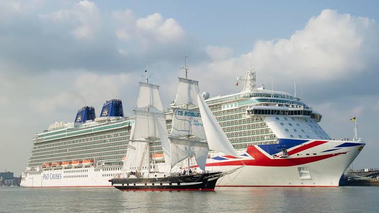 Why Your Cruise Holiday Should Start the Night Before in Southampton