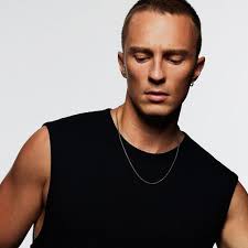 The Real-Life Diet of Joe Jonas, Who Avoids Doomscrolling by Doing HIIT  Workouts