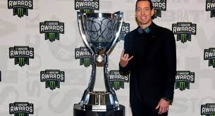 Joe gibbs accepts the bill france award of excellence during the nascar awards in nashville and thanks the sport's community for being so welcoming to. Kyle Busch Honored In Nascar Awards Ceremony In Music City Jayski S Nascar Silly Season Site