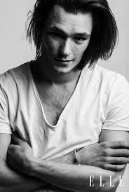 He is an actor, known for plynace wiezowce (2013), krew z krwi (2012) and sexify. Ksiazki Mojego Zycia Bartosz Gelner Elle Pl