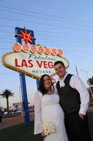 Pin By Little Church Of The West La On Welcome To Las Vegas Sign Las Vegas Sign Wedding Signs Vow Renewal Ceremony