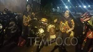 Последние твиты от relay riders uk (@relayridersuk). Lady Bikers Turing Jakarta Yogya Hadiri Women Riders World Relay Otomotif Tempo Co